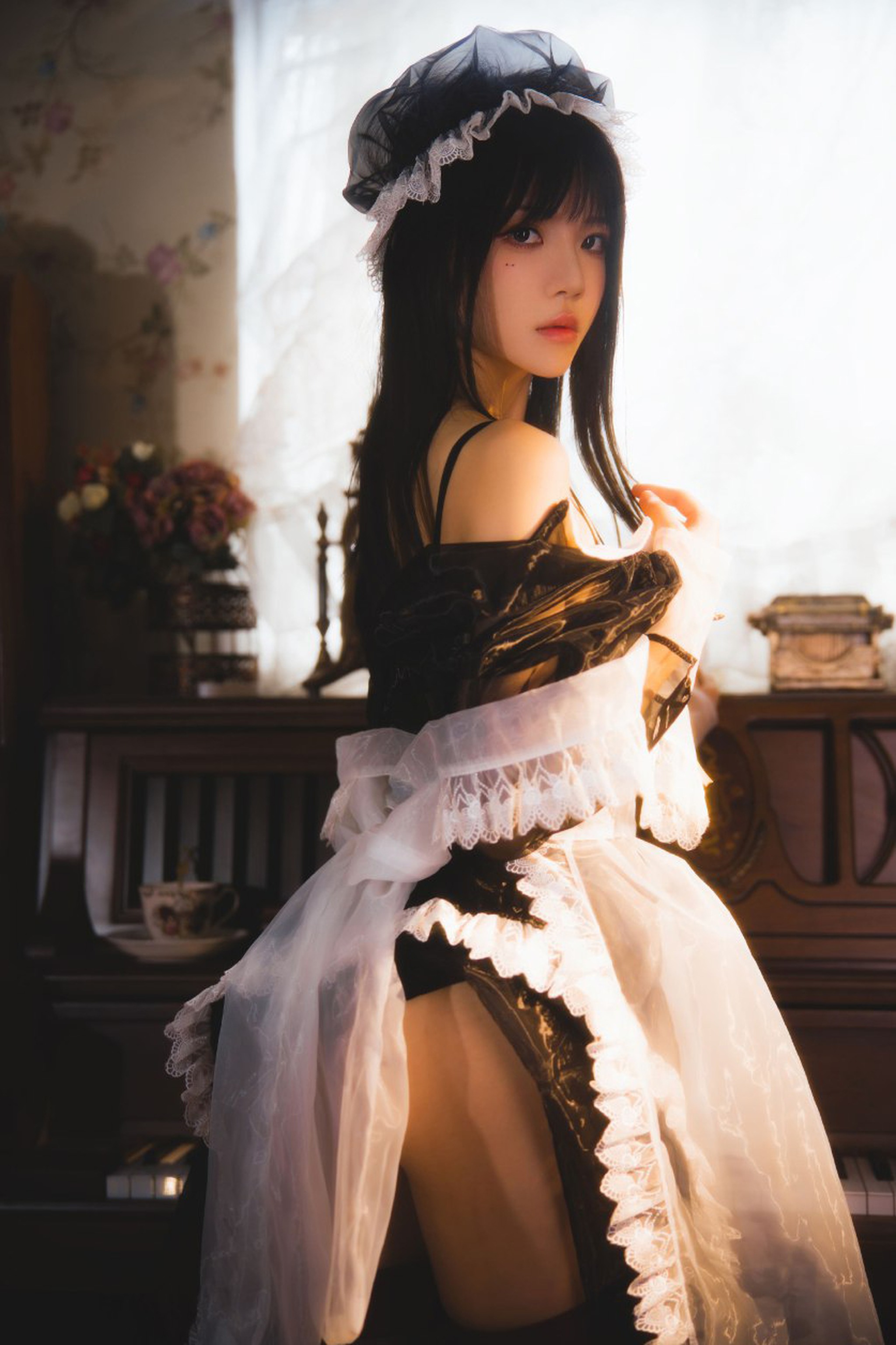 桜桃喵 - NO.175 2023年12月 透明女仆[46P2V]-XikXak